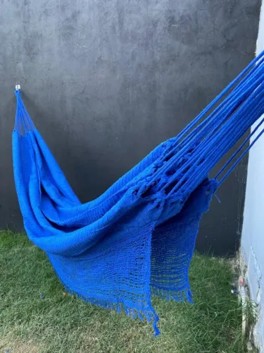 A rede balança o corpo Descansa Fazemos entrega em todos os bairros 