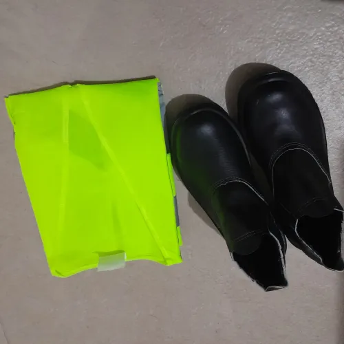 Kit bota de segurança (37) e colete refletivo (G)