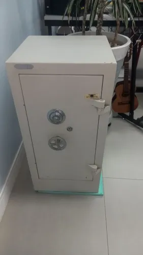 Cofre mecânico excelente