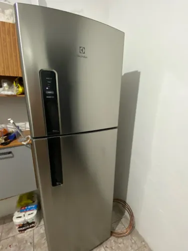 Geladeira Eletrolux inox 400L