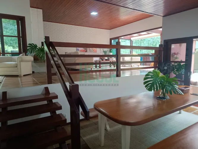 CASA EM CONDOMÍNIO - 5 SUÍTES - GRANJA GUARANI - TERESÓPOLIS/RJ