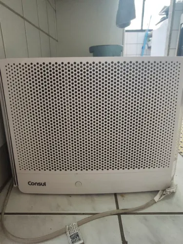 Ar-condicionado de Janela Consul 10.000 BTUs - R$ 900,00