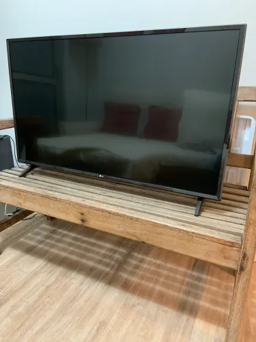 Smart TV LED 43 polegadas Full HD