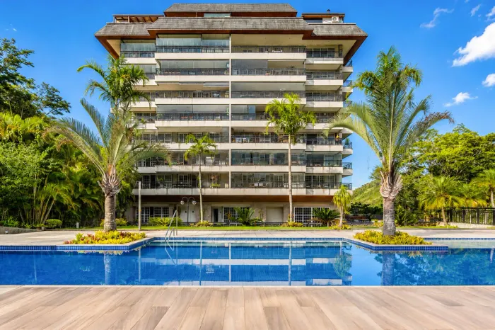 Apartamento com 4 quartos em Itaipava, Petrópolis