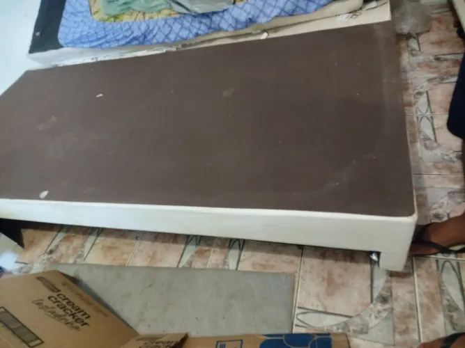 Base cama box solteiro 80 reais