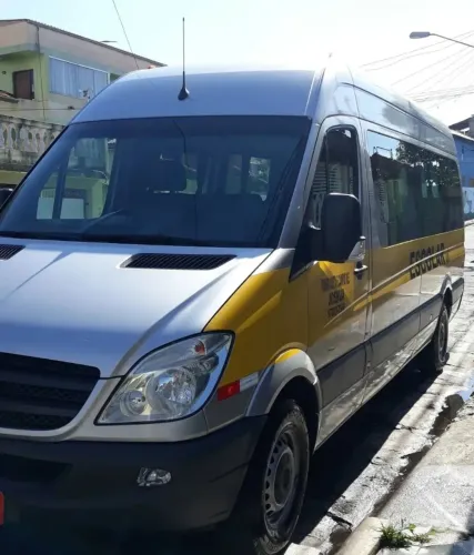 Passo a dívida,MB sprinter 415 extra longo 2015