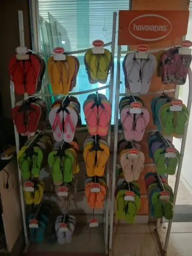 Lote de chinelo do 23 ao 35