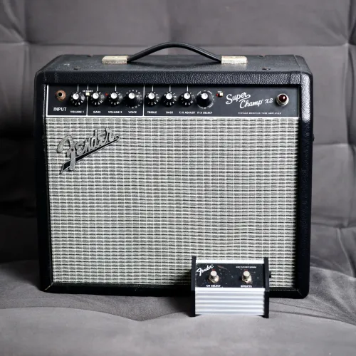 Amplificador de guitarra Valvulado Fender Super Champ X2