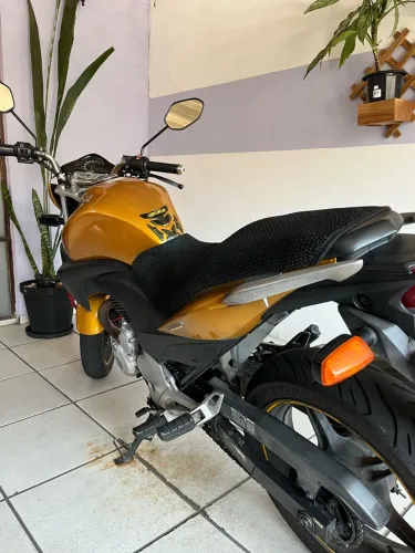 Honda Cb300 2011