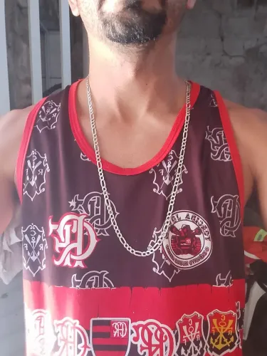 Vendo corrente de prata