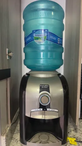 Bebedouro de Água Esmaltec de Mesa