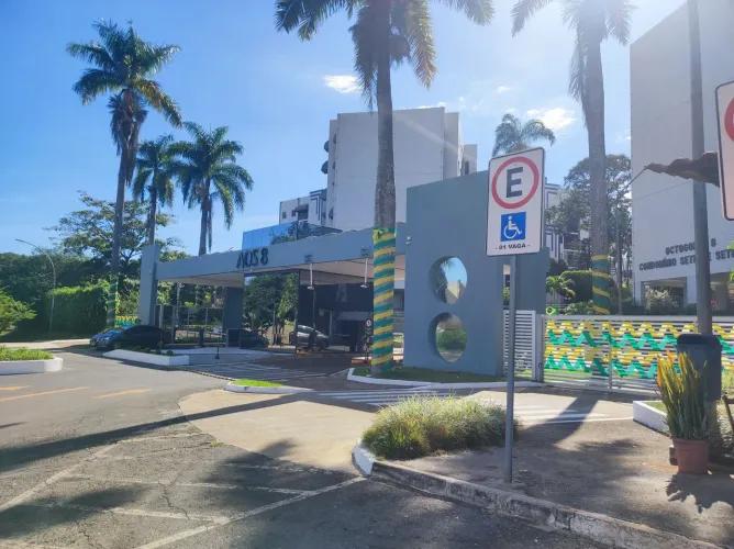 Apartamento com 3 quartos com suíte, 87, 61m2, Garagem, Elevador, Ótima localização AOS 08