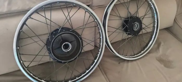 Roda aro 17 yamaha crypton original