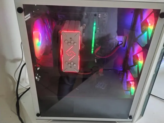 Pc gamer i5 8ger. 16gb DDR4, fonte MSI 650, Placa Mãe Aorus