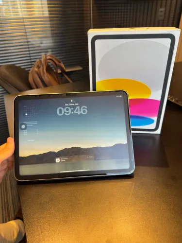 iPad 11 128gb novinho 