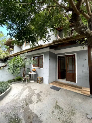 Casa de 2 quartos, na rua da praia em Rio Tavares 