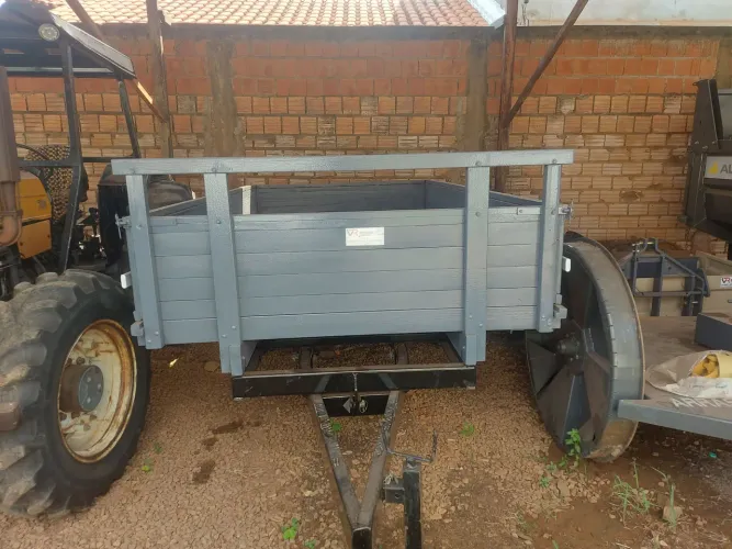 Carreta agricola para tratores de pneus