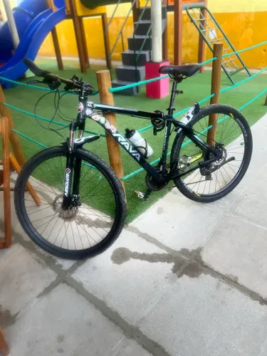Bike  rava, 2500 toda na shimano, catraca k7 9velocidades , freio hidráulico, revisada