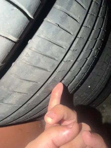 4 Pneus 225/45/18
