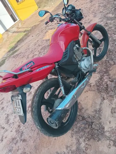 Vendo esta moto Honda