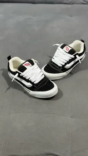 Vans Knu Skool