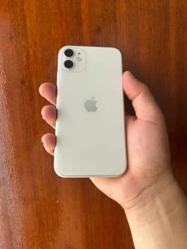 iPhone 11 64gb branco 