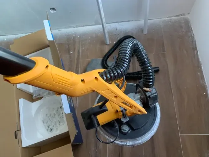 Lixadeira CSM LPC 750 Na Caixa + 2 Pacotes de discos de Lixa 220 e 120 (Só testei)
