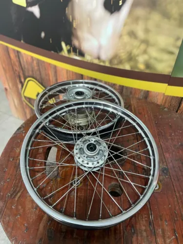 Vendo rodas da bros 160