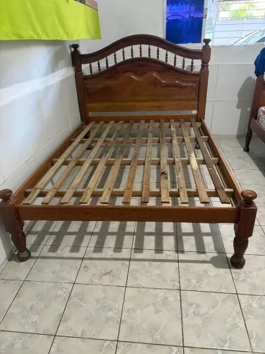 CAMA MADEIRA GRAVATÁ