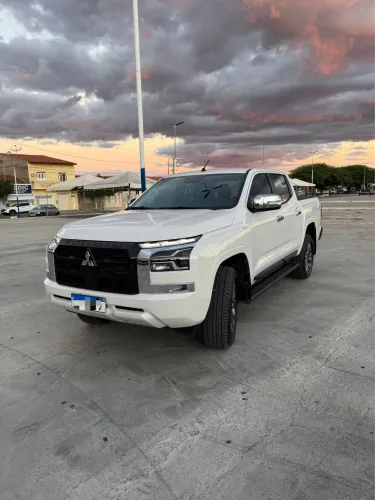 Mitsubishi TRITON HPE 2.4 CD 4X4 TB Diesel Aut. 2026