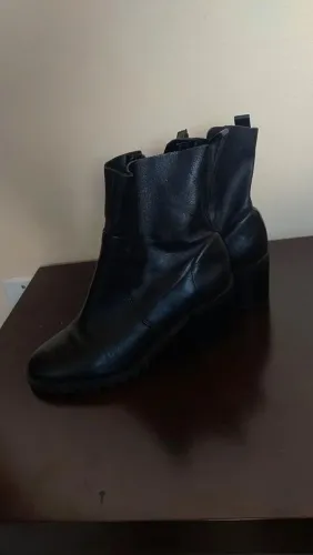 Bota Arezzo de Couro N° 35