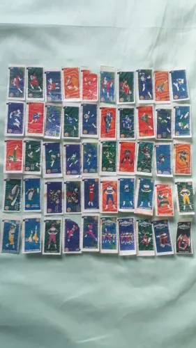 Figurinhas Power Rangers Na Galáxia Perdida Spin