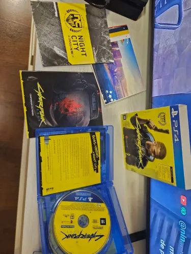 Cyberpunk 2077 PS4 colecionador