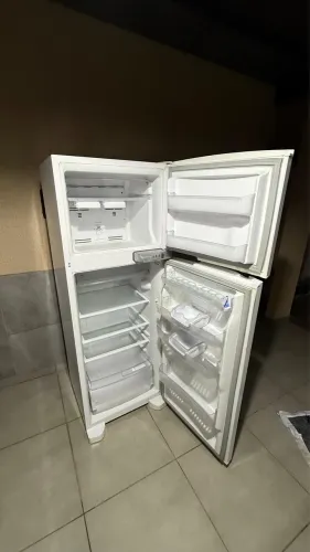 Brastemp Geladeira Frost Free Duplex 375 Litros Cor Branco