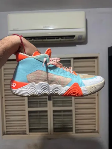 Tênis New Balance Kawhi 2