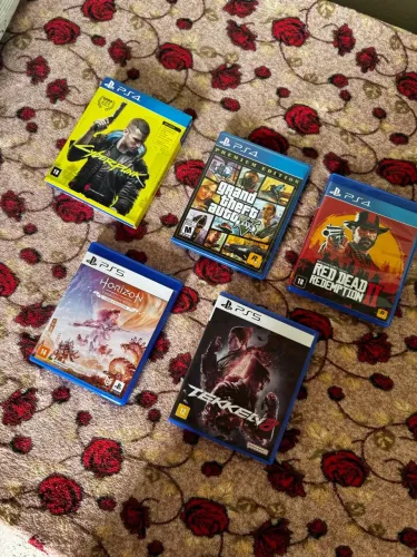 Lote jogos de ps4 e ps5 (faço olx pay)