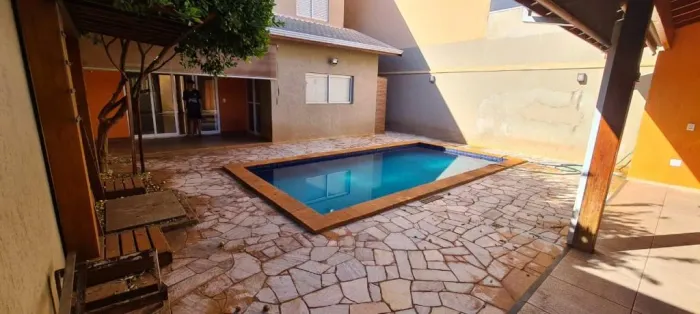 Casa completa no Cond San Marco | Rosa e Rangel Consultoria e Assessoria Imobiliária