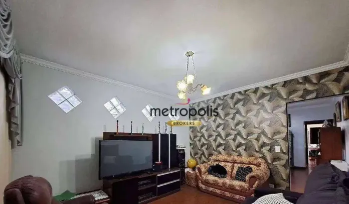 Casa com 4 dormitórios à venda, 178 m² por R$ 950.000,00 - Vila Eldízia - Santo André/SP