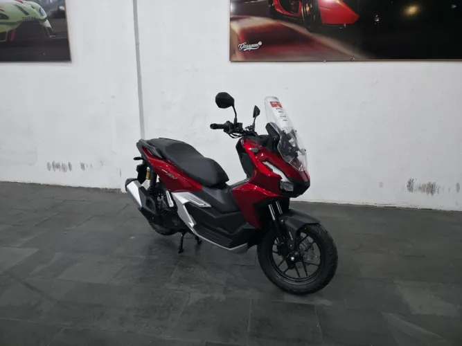 Honda ADV Gasolina Automático