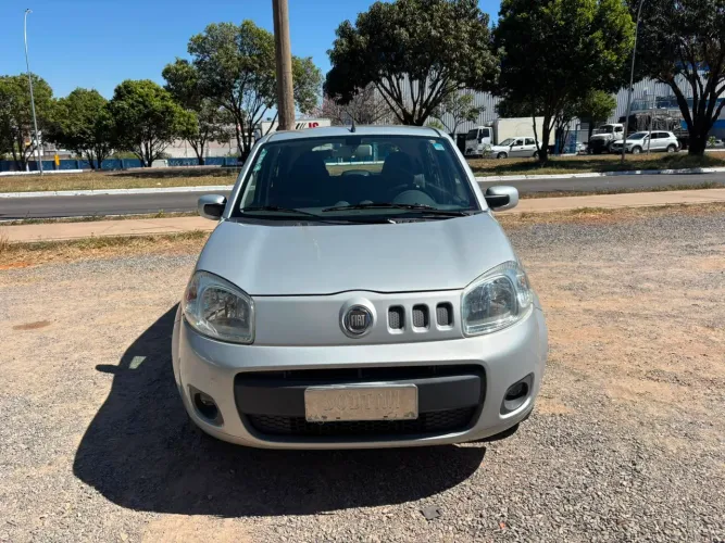 Fiat Uno Vivace Celeb. 1.0 EVO F.flex 8V 5P 2012