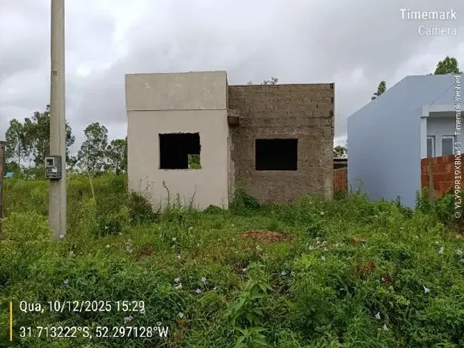Oferta limitada Casa no Tres Venda, Pelotas - RS, Nº 7192, 2 quartos, 200m² | Licitação A