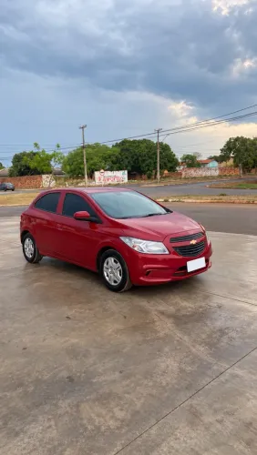 Chevrolet Onix JOY Hatch 1.0 8V Flex Mec. 4P 2018