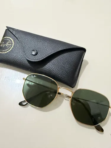 Óculos rayban exagonal 