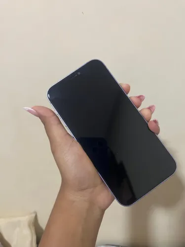 iPhone 12 roxo