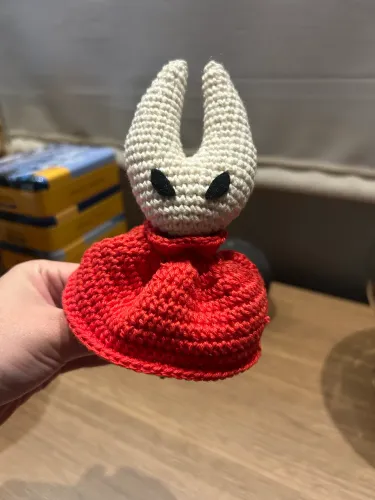 Hornet amigurumi