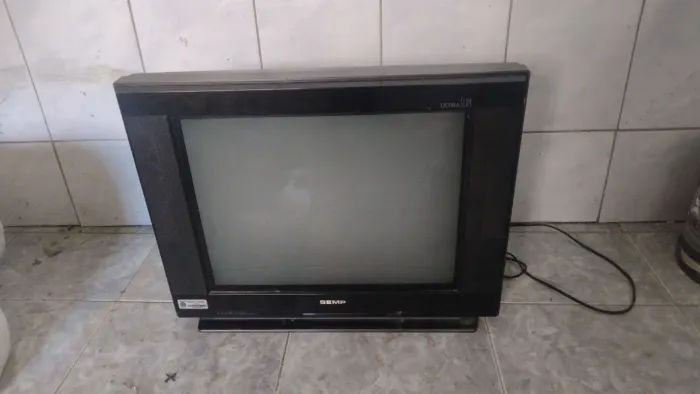 Televisão tubo