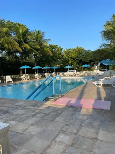 Apartamento de 1 quarto a 600 mts da praia perto do metro e shoping