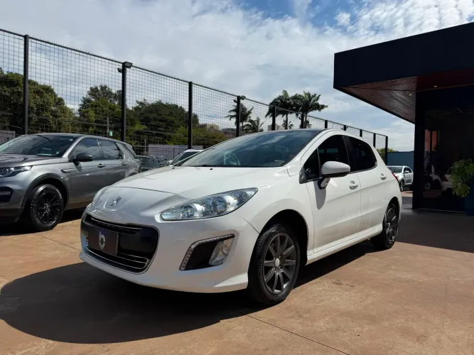 Peugeot 308 Active 1.6 Flex 16V 5P Mec. 2014