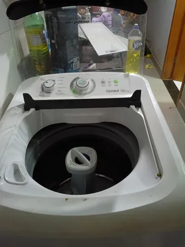 Máquina Consul 12kg (travada)