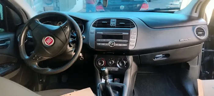 Fiat Bravo Essence 1.8 Flex 16V 5P 2011